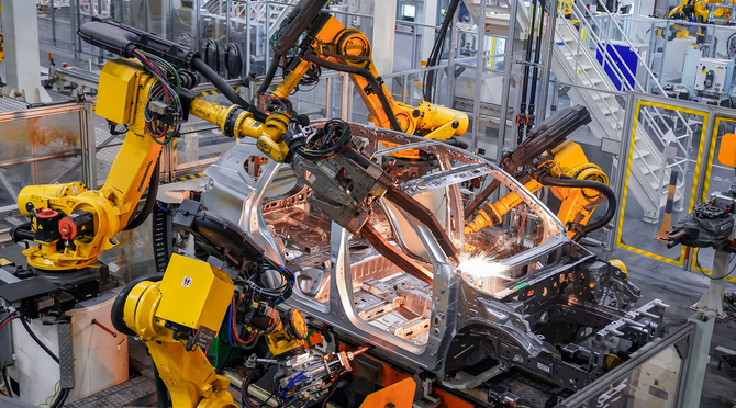 Welding of bodies for Tenet at the plant in Kaluga<br>