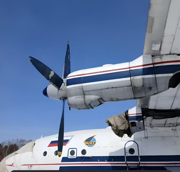 Ан-12Б