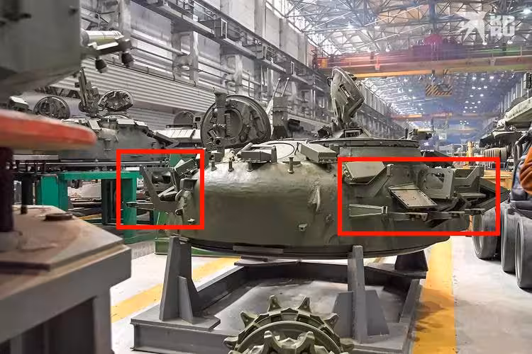 APS on the tank turret