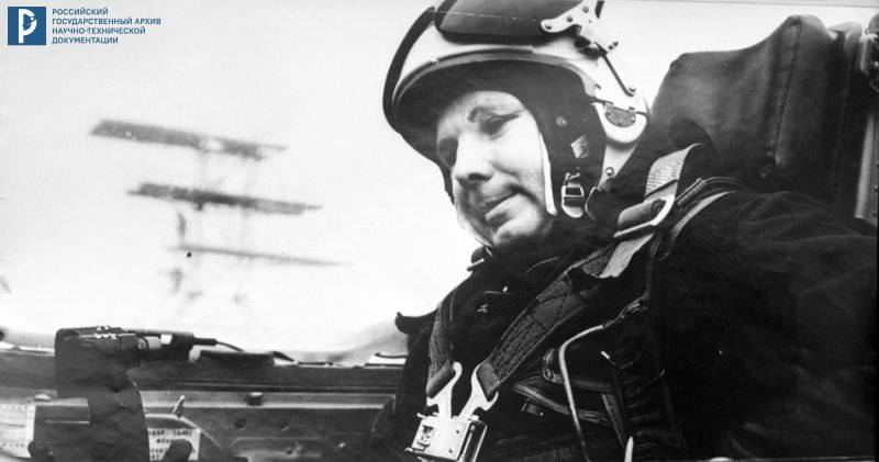 Юрий Гагарин, первый космонавт
