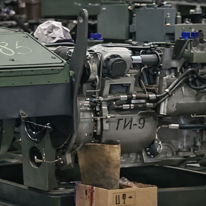 Transmission of the T-14 "Armata" tank in the UVZ production hall