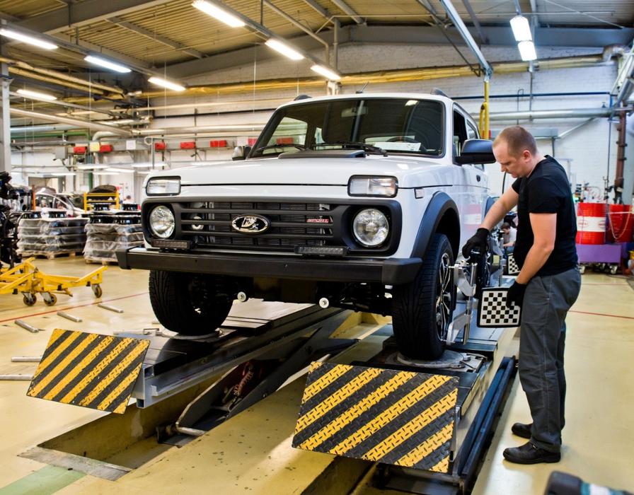 Lada Niva Sport