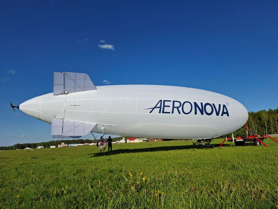 Дирижабль NOVA-01 во время испытаний