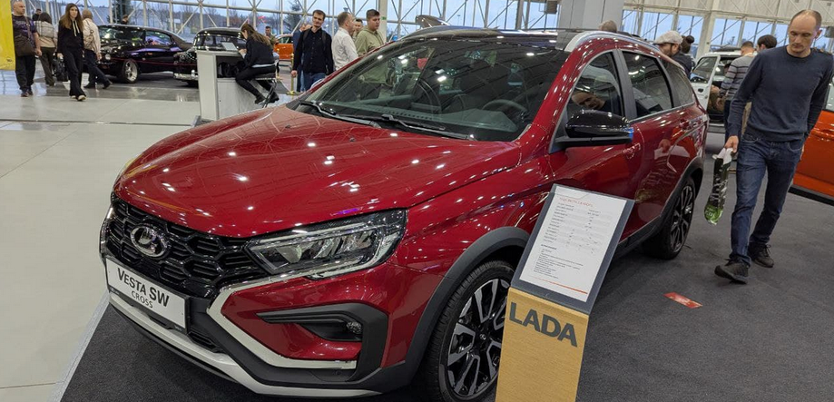 Lada Vesta SW Cross