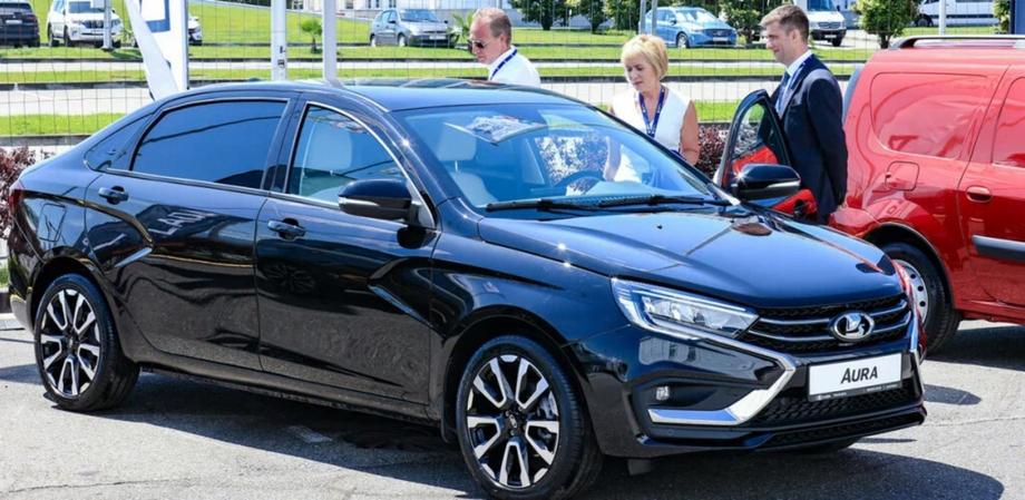 LADA Aura на ПМЭФ