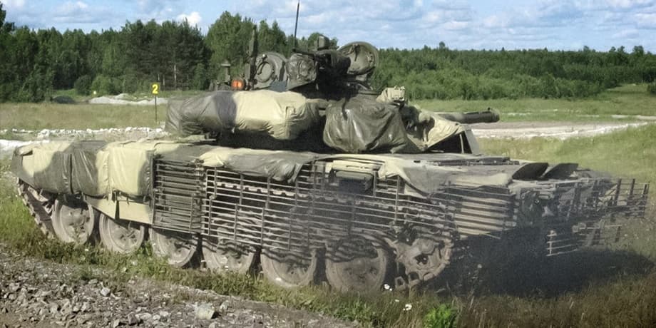 A set of measures to reduce visibility on one of the Russian tanks from "NII Stali"