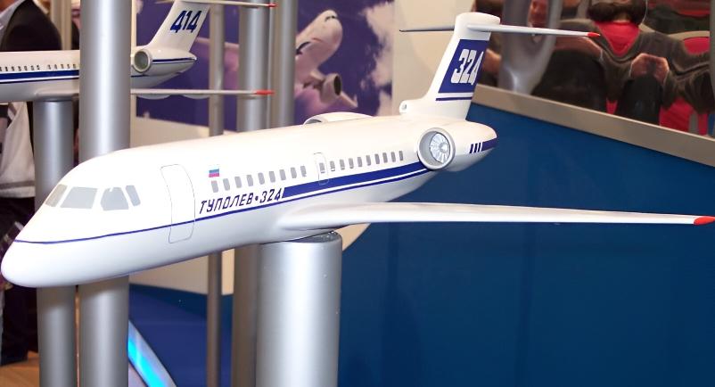 Maqueta del Tu-234