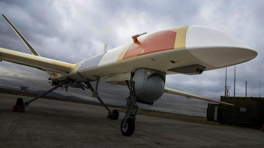  «Inojódets» y el misil J-UAV