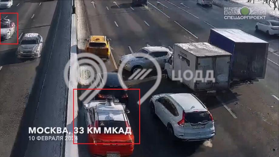 Пострадавших людей в аварии нет, автомобили получили незначительные повреждения<br>