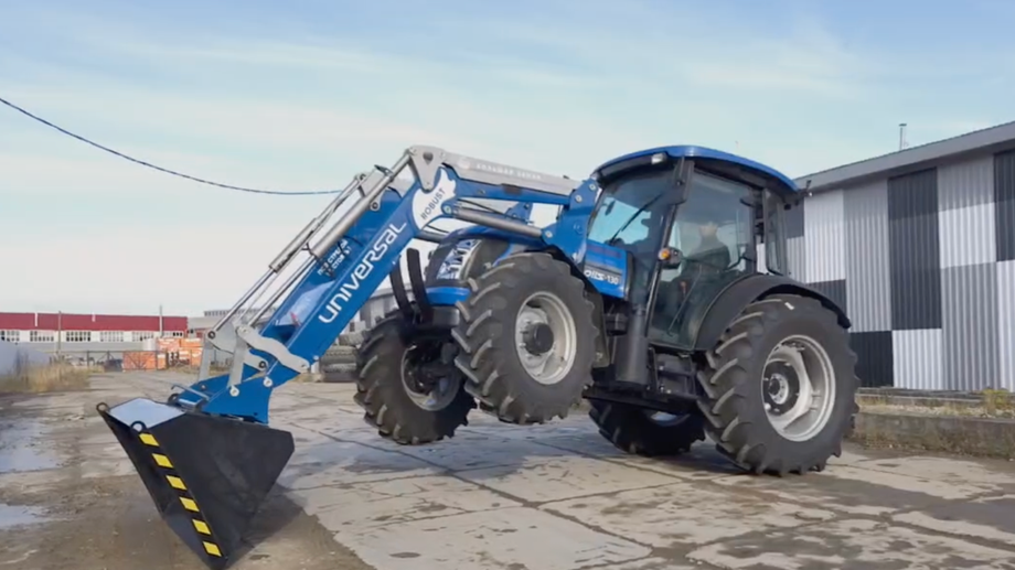 Front loader "Universal Robust" for the Solis 130 tractor