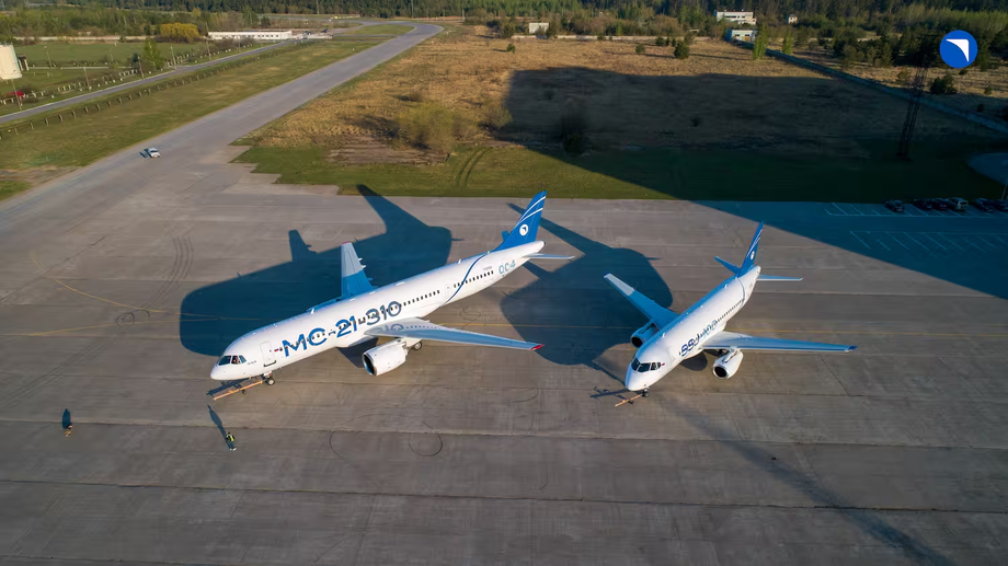 Aviones MS-21 y SJ-100