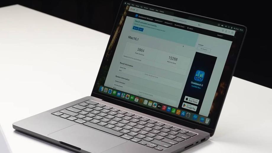 MacBook Pro M4