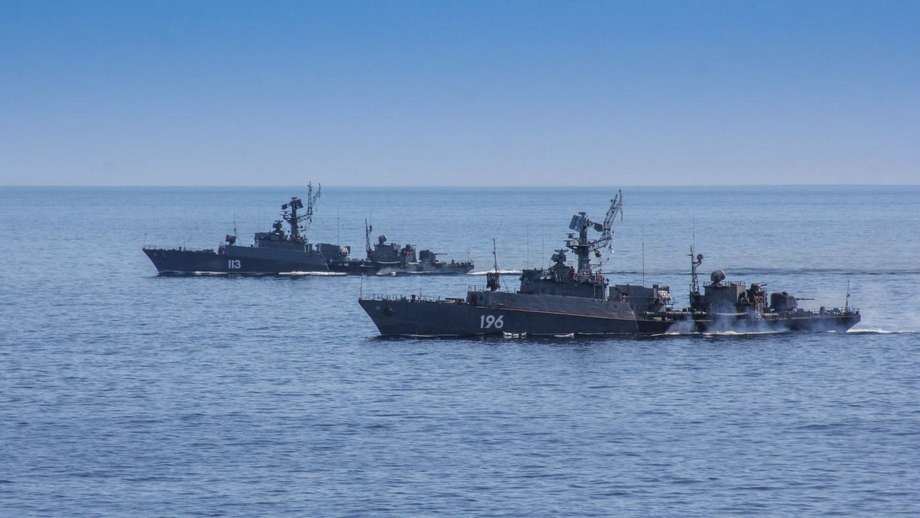 «Брест» и «Снежногорск» – малые противолодочные корабли проекта 1124М