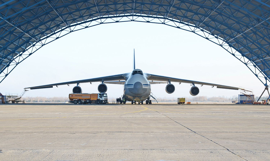 An-124