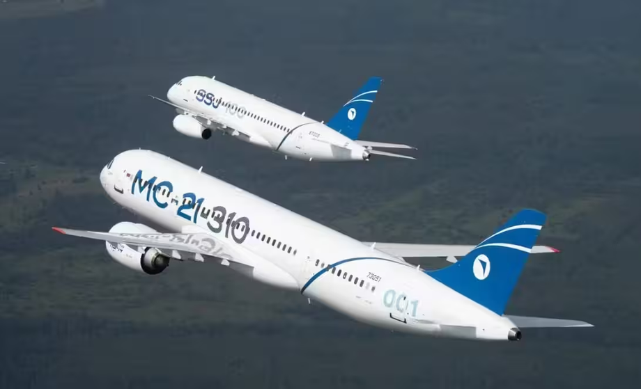 МС-21 и SJ-100