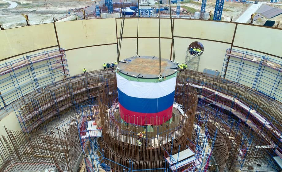 Central nuclear de Leningrado-2