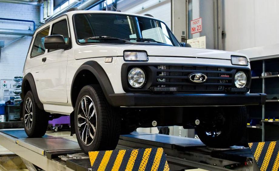  Lada Niva Sport