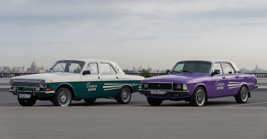 GAZ-24 and GAZ-3102