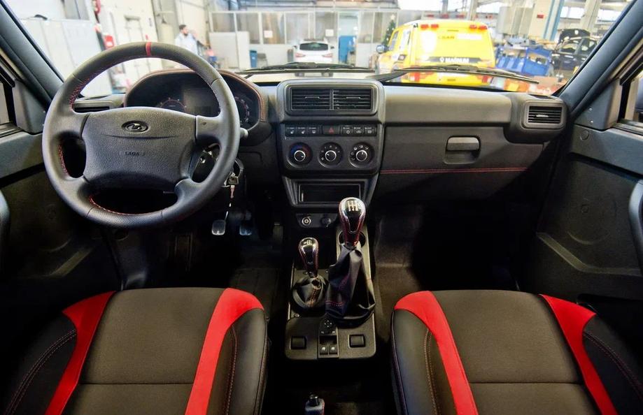 Lada Niva Sport