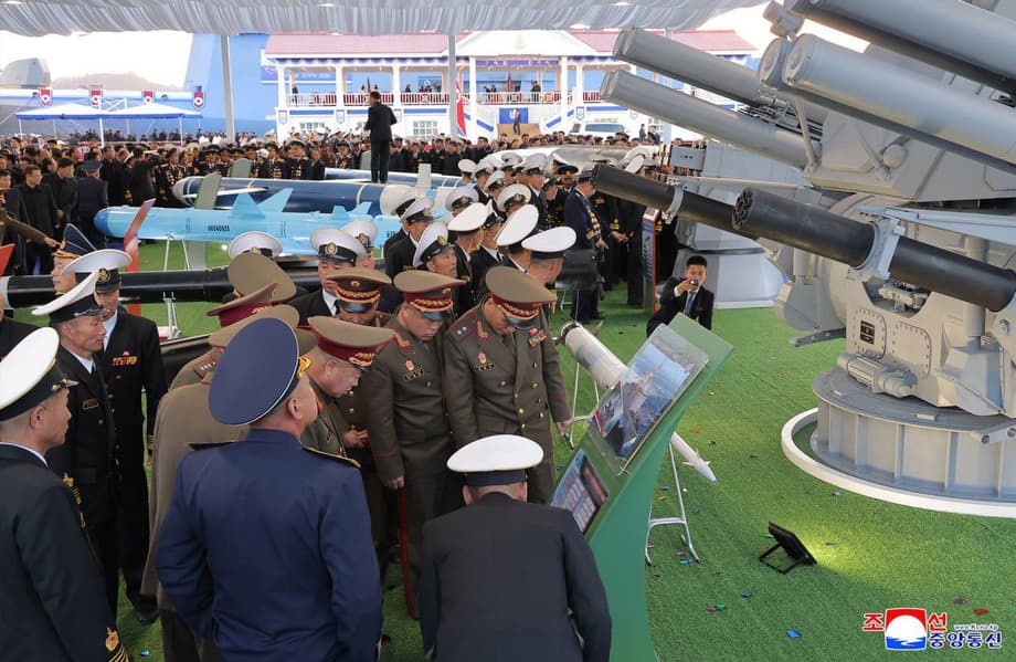 On board the destroyer Choe Hyon