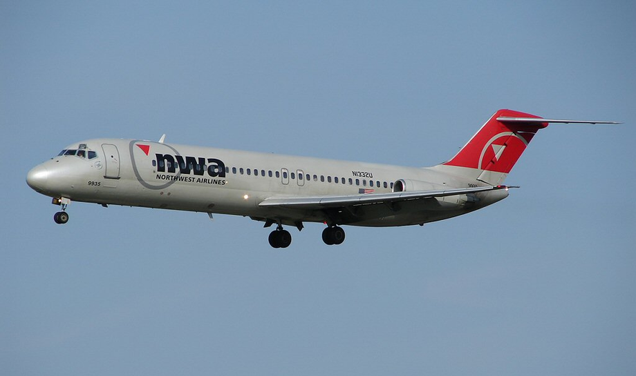 DC-9