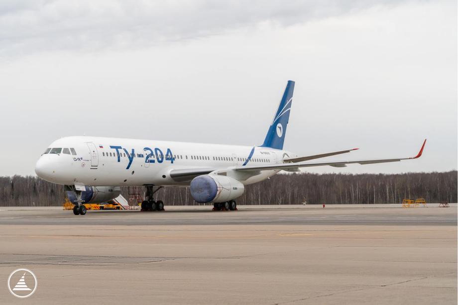 Ту-204-100В
