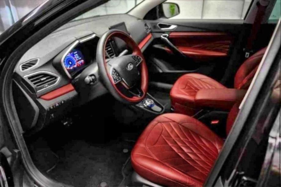  Lada e-Aura