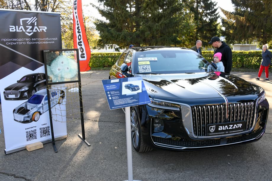 Hongqi H9 со скрытым бронированием 