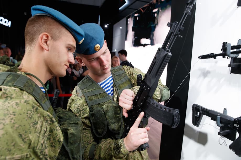 AK-12