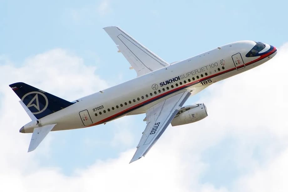 SSJ-100