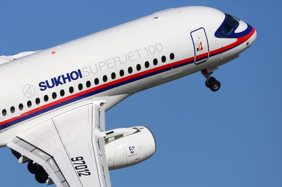 SSJ-100