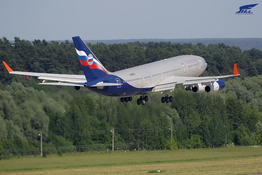 Il-96