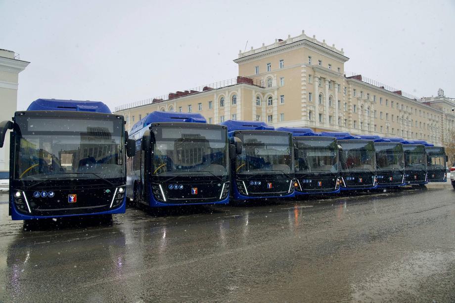 МАЗ-203