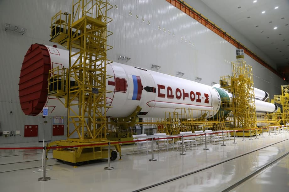  Three-stage complex of the Proton launch vehicle