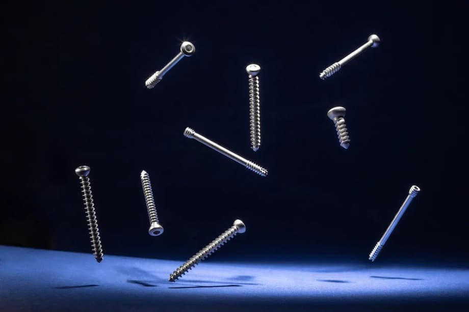 Biodegradable MgSorb screws