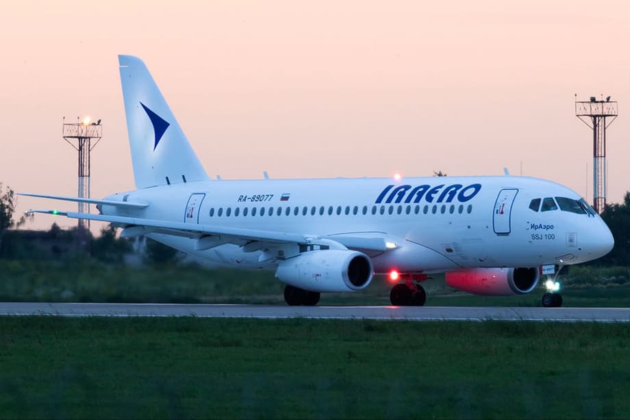 SSJ-100