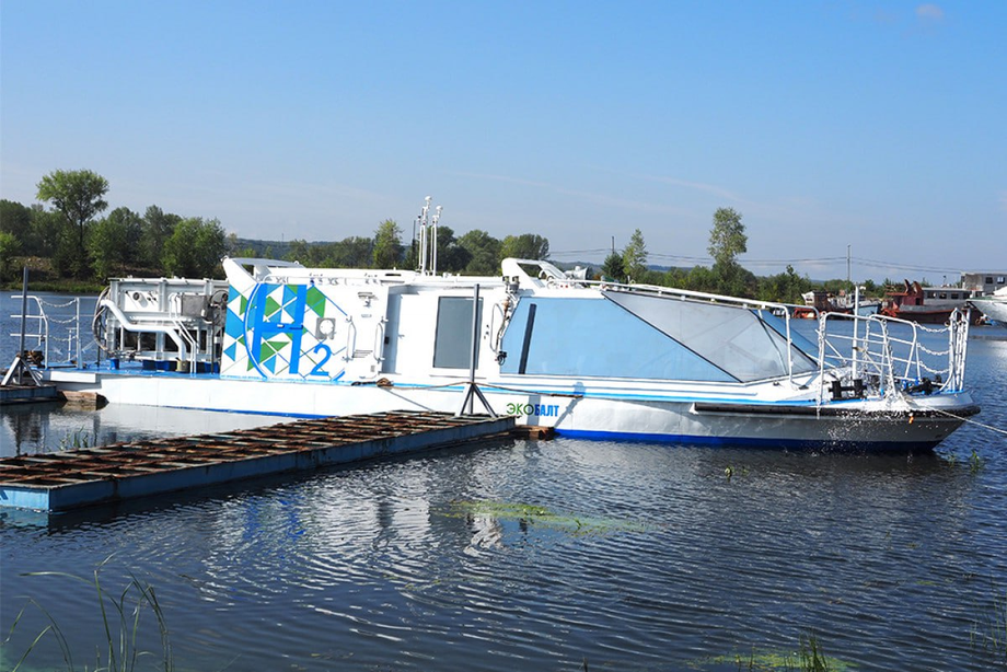 Buque "Ecobalt"