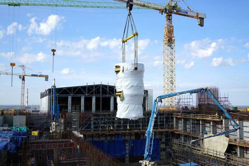 Installation of the metal shell of the central cavity of the BREST-OD-300 reactor plant