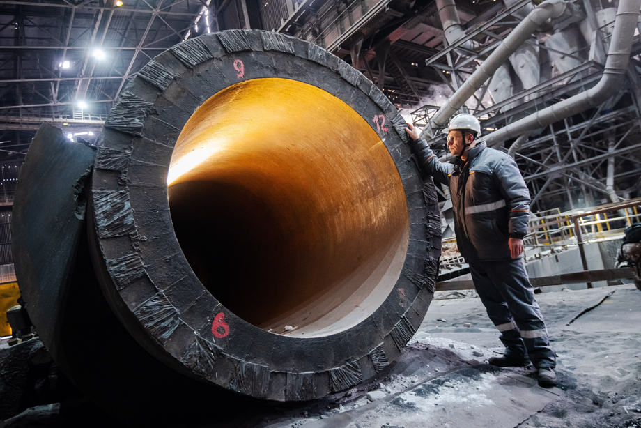 Casting weighing 115 tons