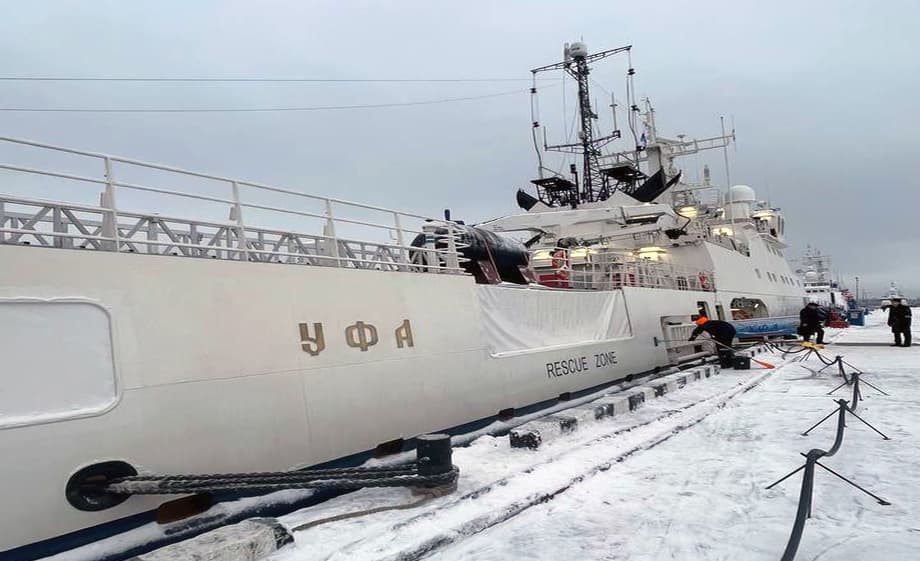 The border patrol ship "Ufa" began its journey after raising the border flag of the FSB of Russia in the port of Vysotsk. The event was attended by the head of the administration of the Ufa city district Ratmir Mavliev, the godmother of the ship - Vlada Mavlieva and representatives of the "Marine Assembly of the Republic of Bashkortostan"