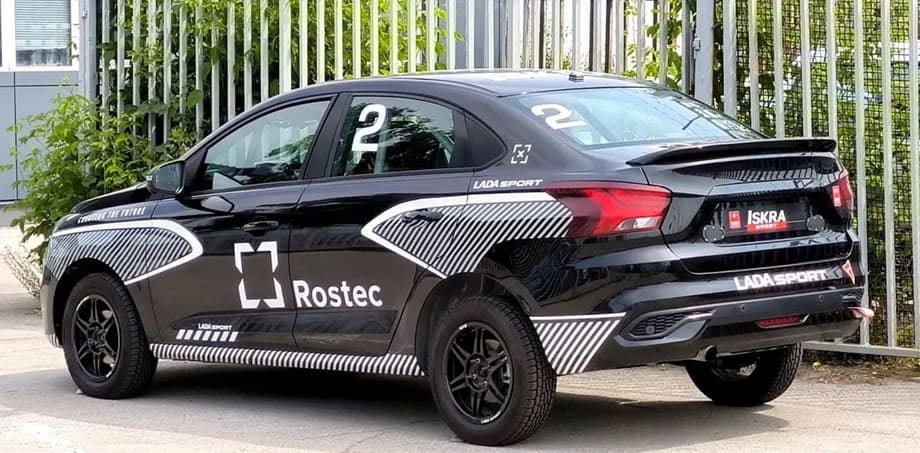 Lada Iskra Sport with 1.8-liter engine