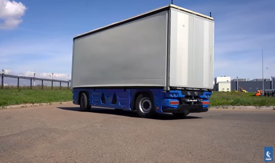  The development with the serial number KAMAZ-3373 was presented by the concern in 2020, receiving a patent for it. 