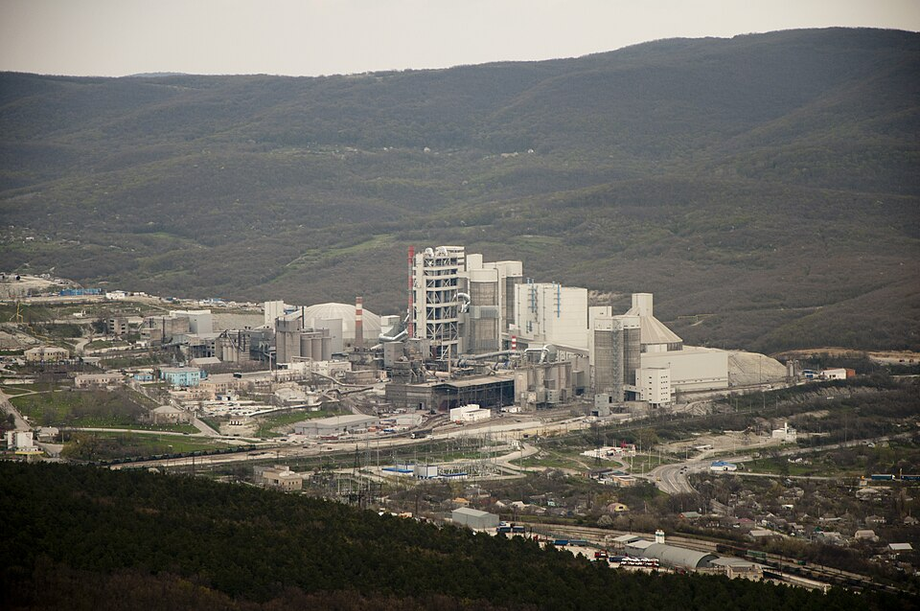 цементный завод в Новороссийске&nbsp;