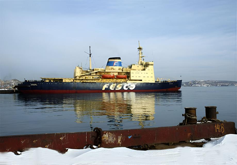 Icebreaker "Admiral Makarov"