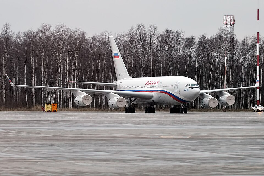 Ил-96-300ПУ