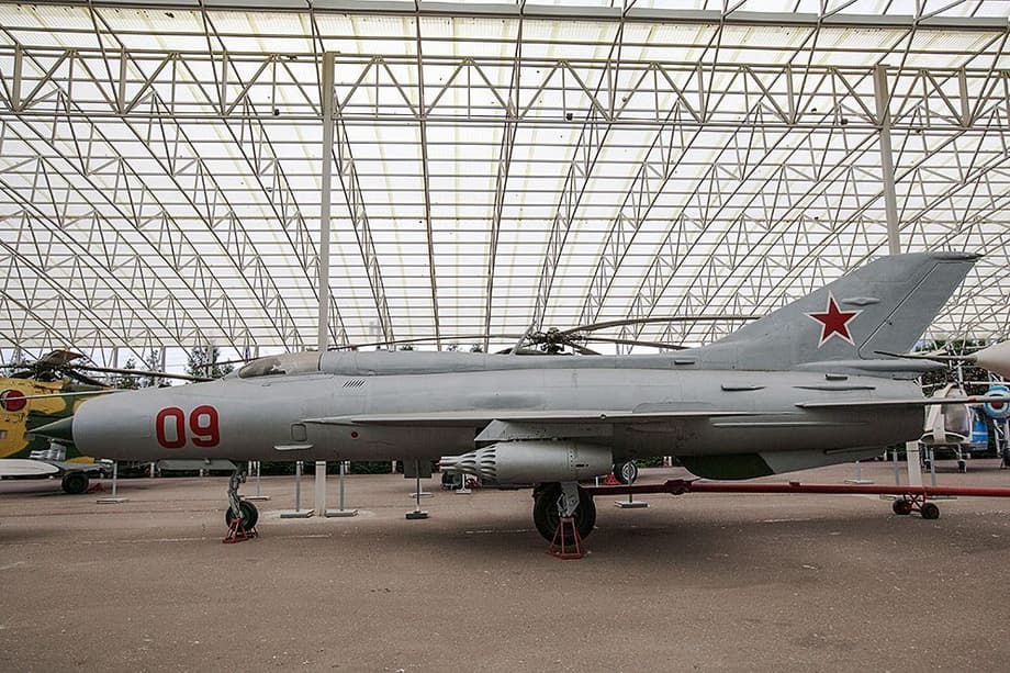 МиГ-21ПФС