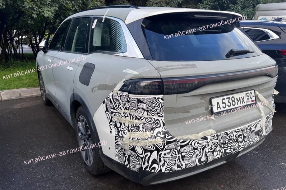 Необычный Chery на улицах Москвы