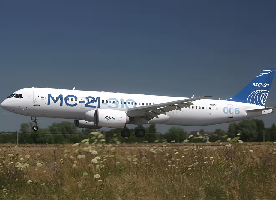МС-21 с двигателями ПД-14