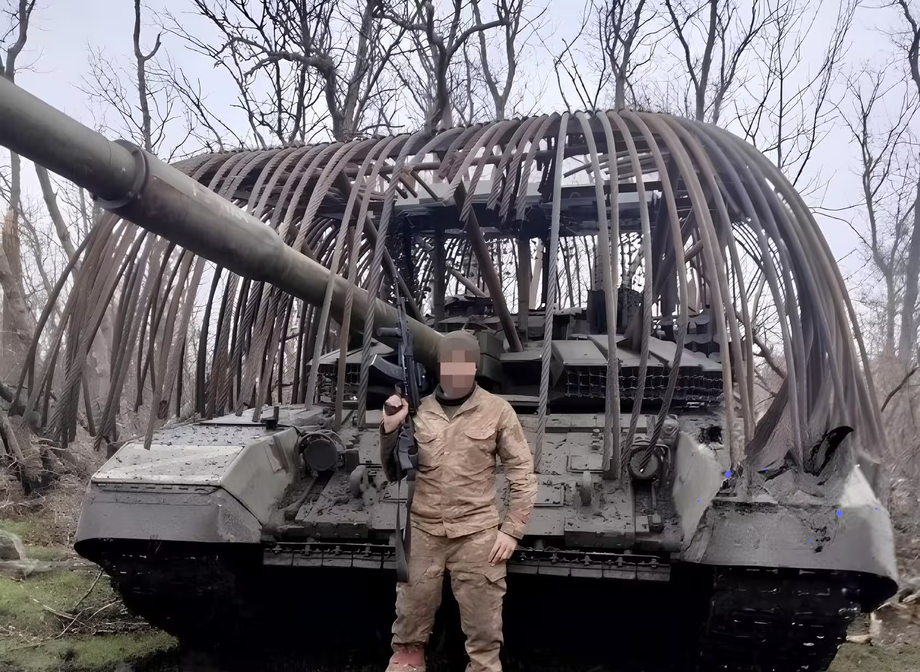 Ejemplo de protección de "dreadlocks" en un tanque