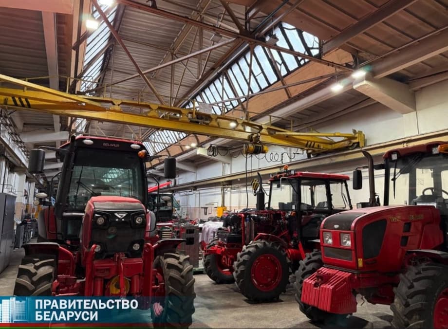 Tractors at the MTZ plant